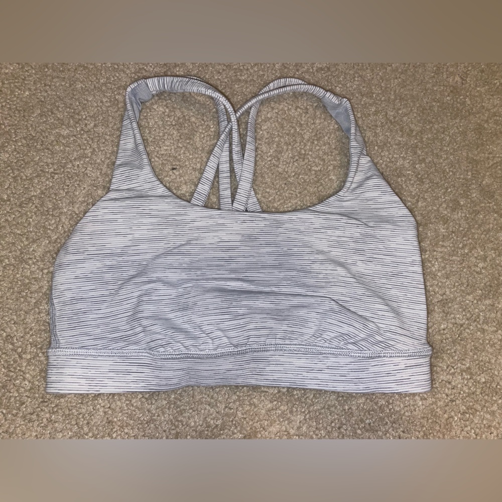 Lululemon sports bra
